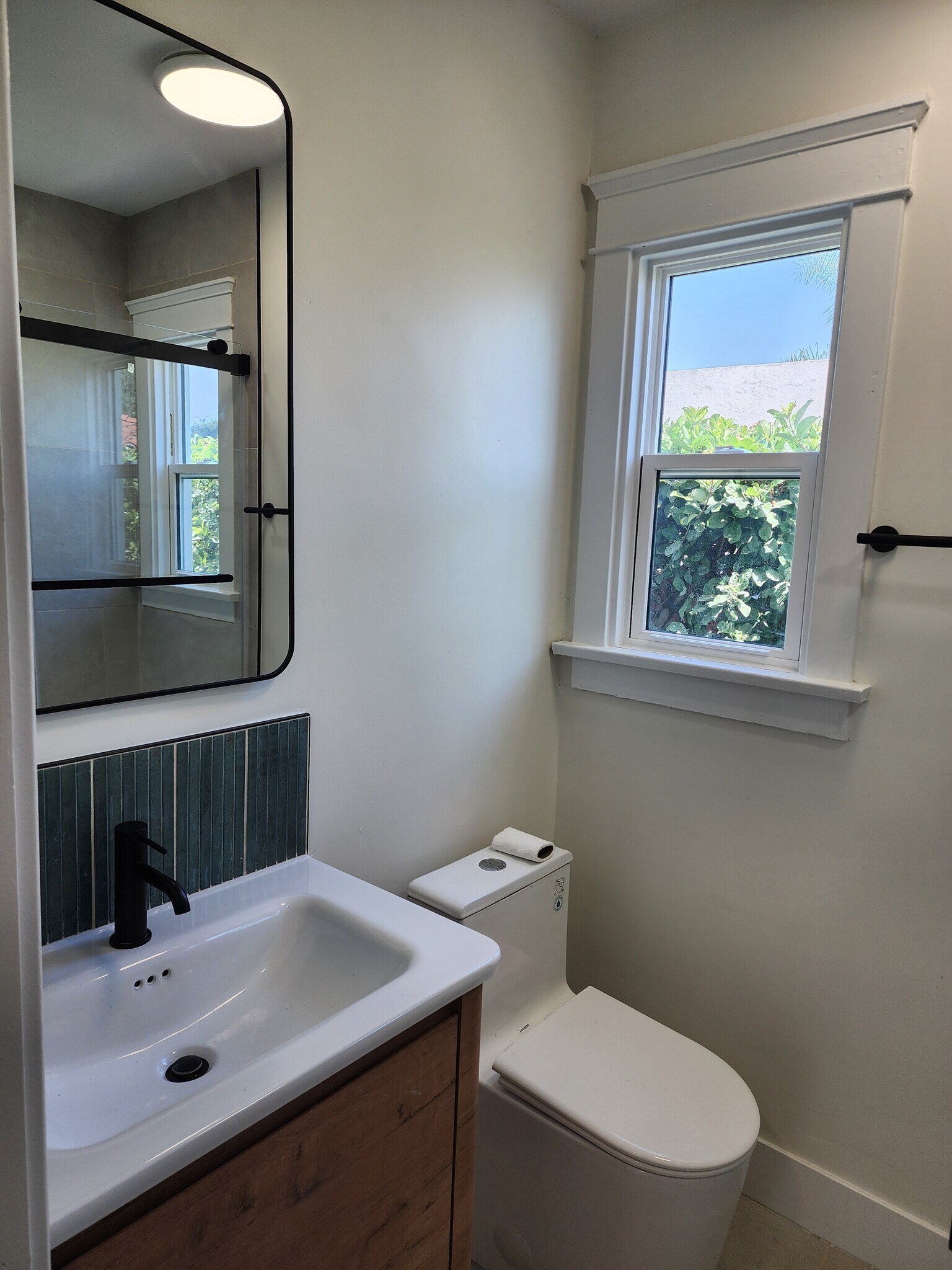 Building Photo - 4852 Cypress St