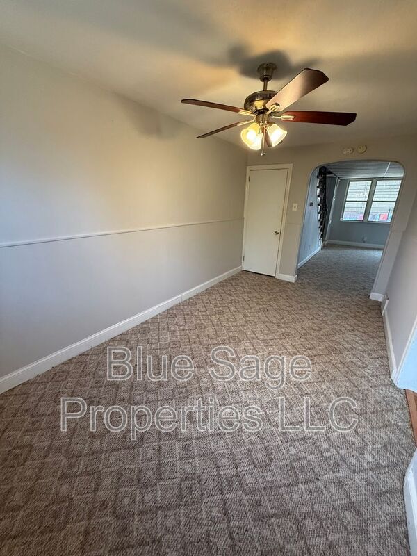 Building Photo - 37 Concord Rd