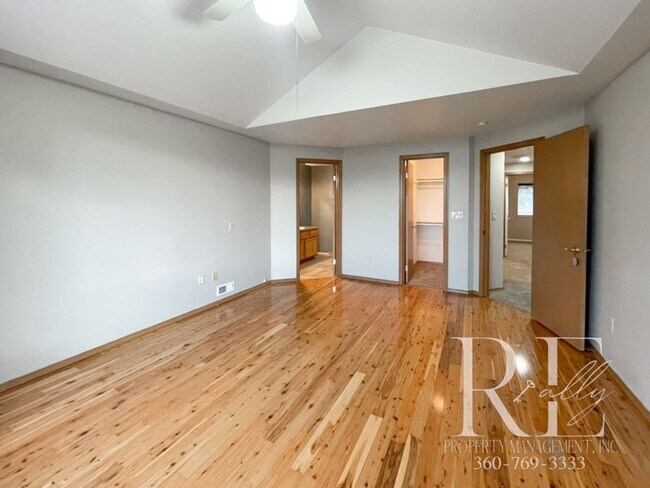 Building Photo - Stunning 3-Bedroom Home with Vaulted Ceilings, RV Parking & Fenced Yard!