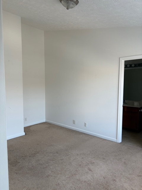 Building Photo - 2033 Victory Gallop Ln