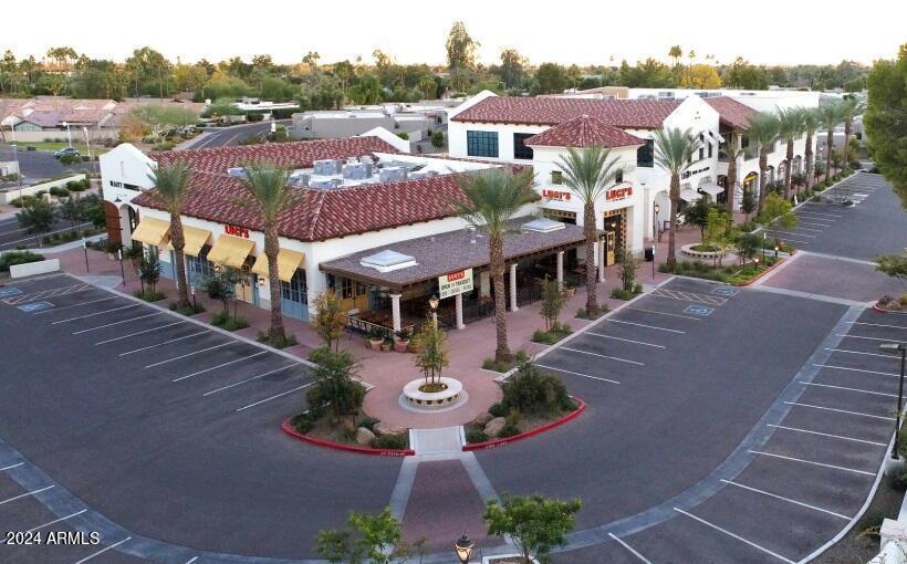 Building Photo - 7001 N Via Camello del Sur