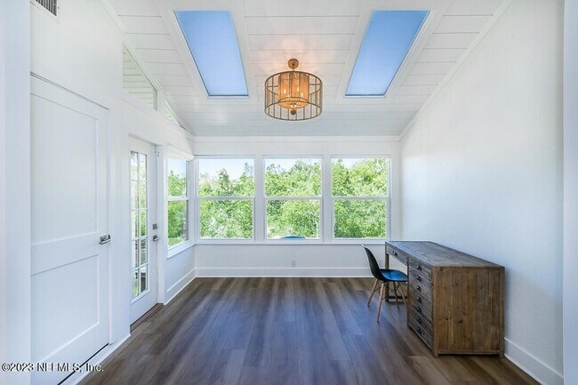 Building Photo - 646 Ponte Vedra Blvd