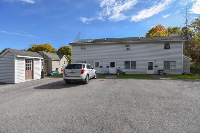 Building Photo - RDBS901