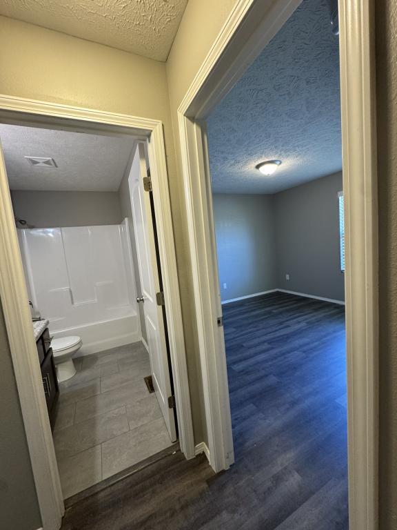 Building Photo - 5849 Geranium Ln