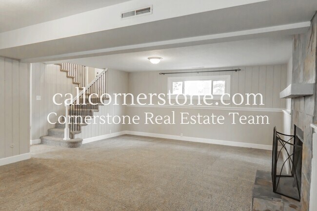 Building Photo - 2215 N Chelton Rd