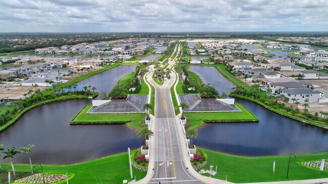 Building Photo - 17358 Santaluce Mnr