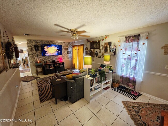 Building Photo - 5671 Ellis Trace Dr