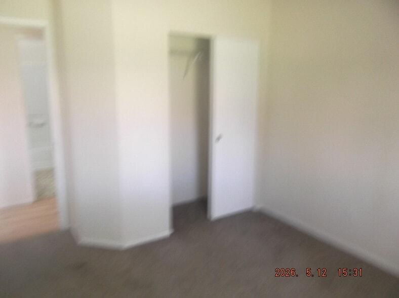 Building Photo - 3032 Chablis Ave