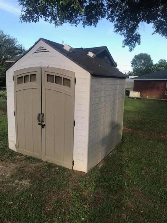 Building Photo - 7245 Pecan Terrace Dr