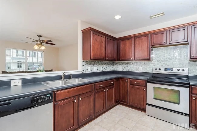 Building Photo - 5343 Big Bass Dr