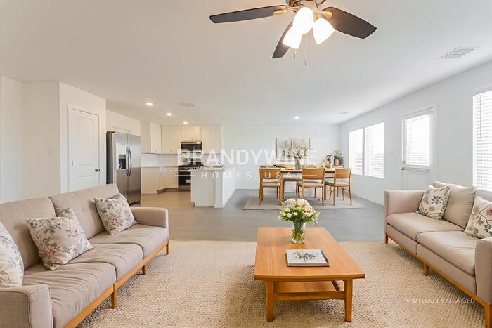 Building Photo - 260 Backcountry Dr