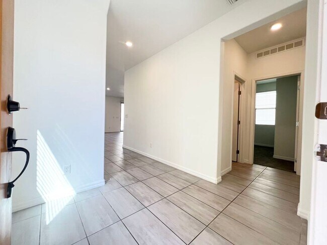 Building Photo - 8047 Terra Barossa St