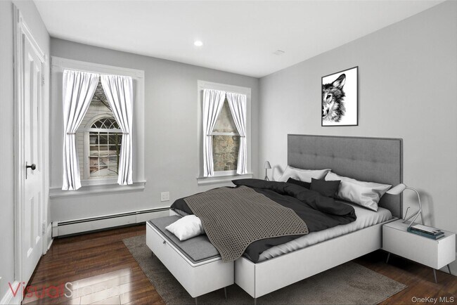 Building Photo - 123 S Broadway