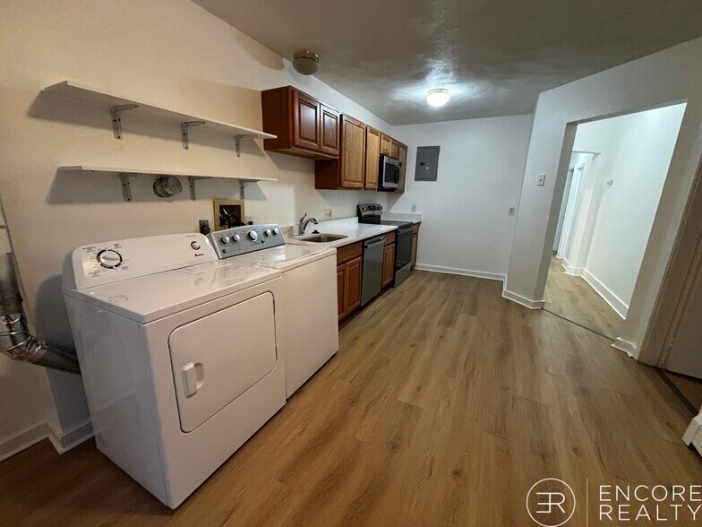 Building Photo - 655 Washington St