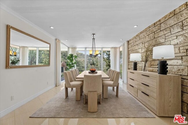 Building Photo - 1743 Stone Canyon Rd