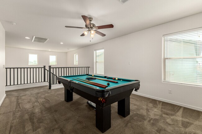 Building Photo - 2972 E Shannon St