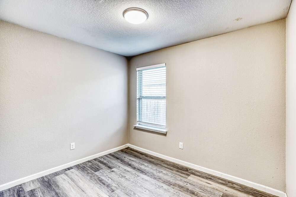 Building Photo - 622 Harvest Bluff Dr