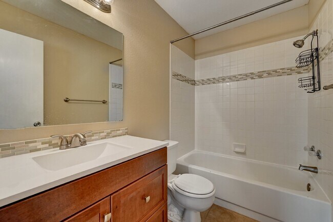 Building Photo - $2,245 - 3 Bed, 3 Bath Home with Finished ...