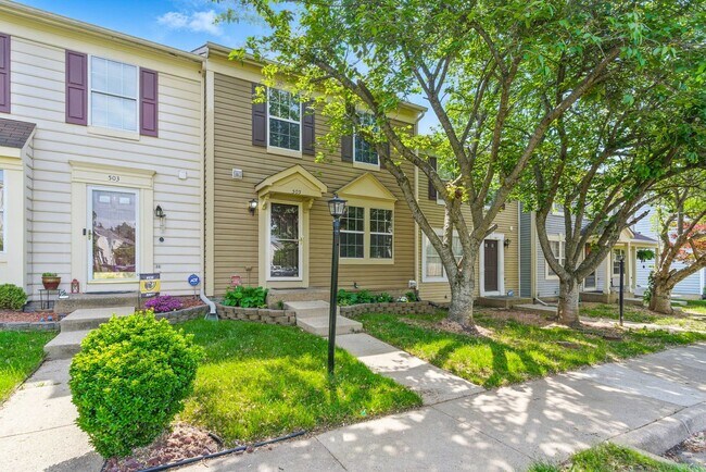 Building Photo - 505 Knollwood Ct