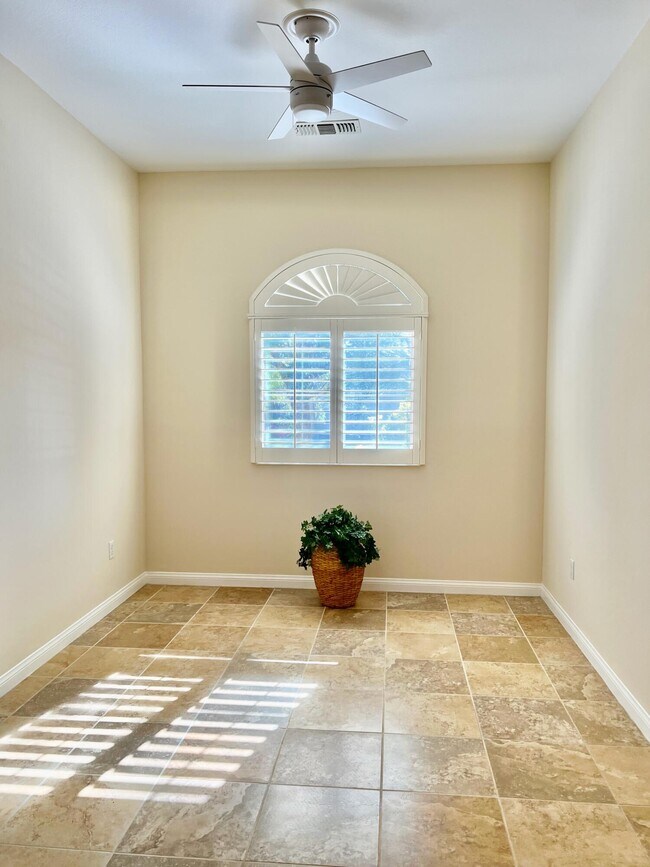 Building Photo - 81952 Avenida Bienvenida