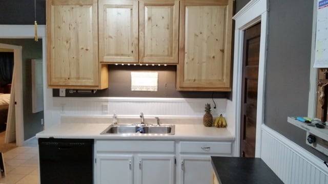 Building Photo - PRE-LEASING FOR 26/27 SCHOOL YEAR!!!!!!!!!