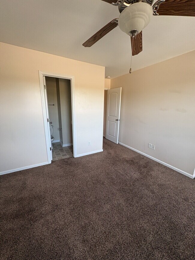 Building Photo - 626 Ebb Tide Ln