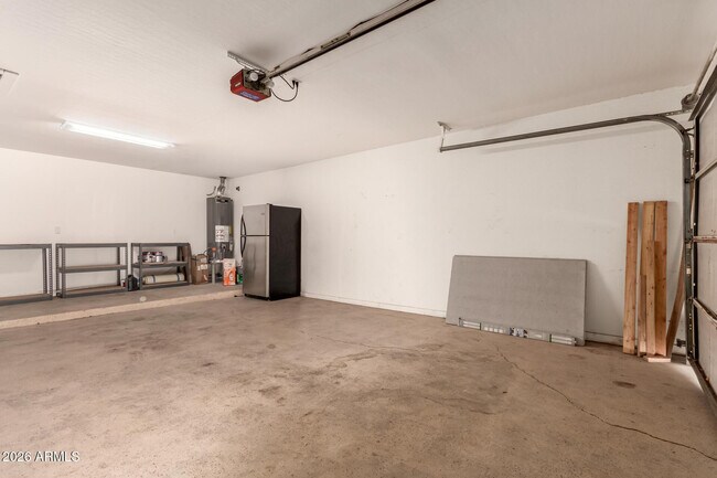 Building Photo - 3613 S Kenneth Pl
