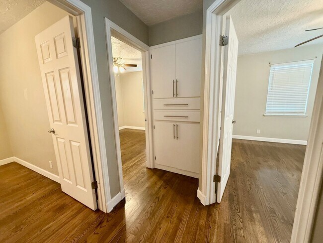 Building Photo - 4 Bed Family Home