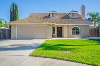 Building Photo - BEAUTIFUL 4 BEDROOM HOME WITH SWIMMING POOL!
