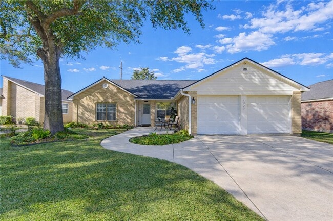 Building Photo - 7027 Brockington Dr