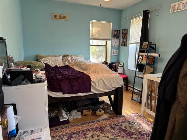 Building Photo - 20 Linwood St