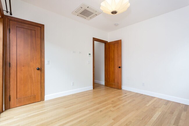 Building Photo - 3407-3411 33rd Street