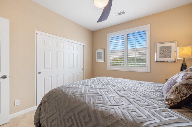 Building Photo - 73757 Picasso Dr