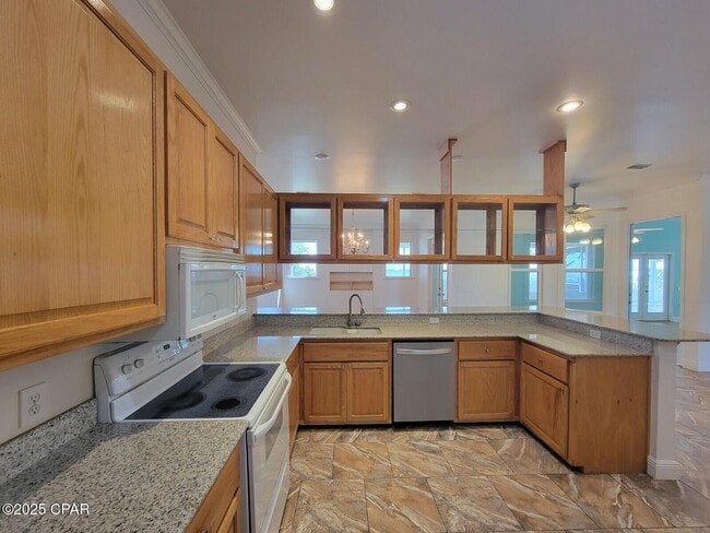 Building Photo - 7327 Rodgers Dr