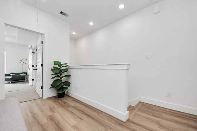 Building Photo - 3118 Wentworth St