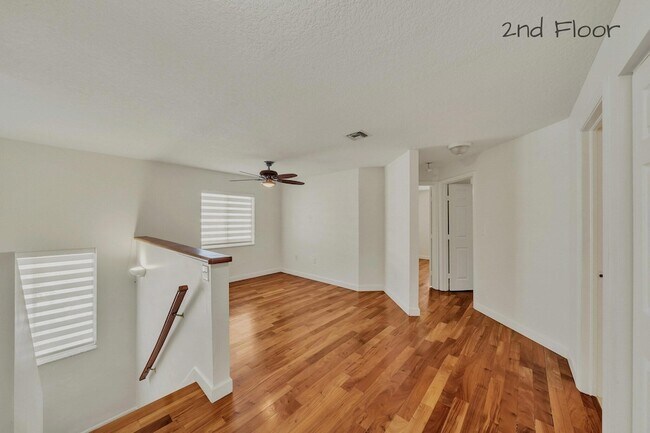 Building Photo - 2724 Treasure Cove Cir
