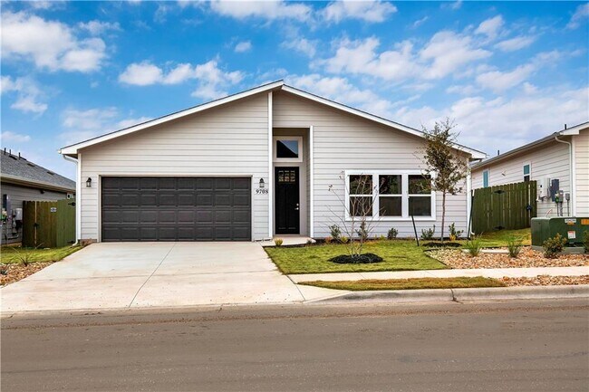 Building Photo - 9708 Evening Canopy Dr