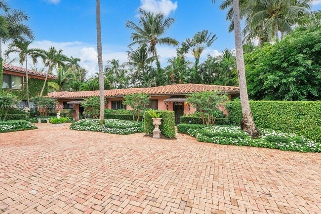 Building Photo - 226 Chilean Ave