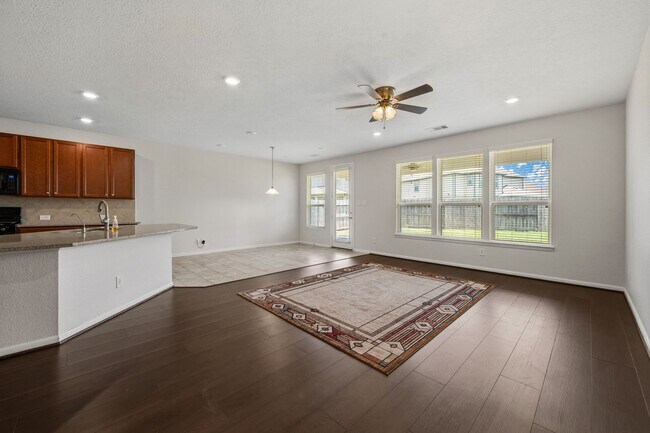Building Photo - 20602 Pioneer Oak Ln