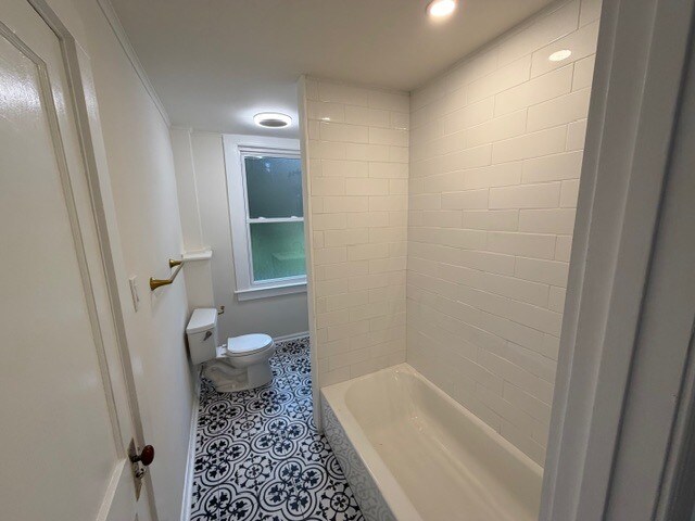 Building Photo - 473 Amity Rd