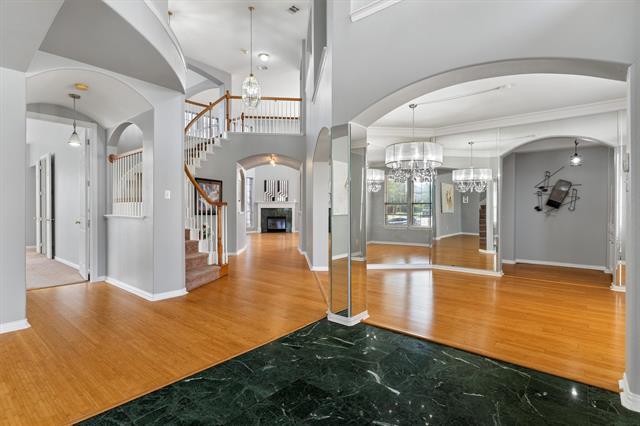 Building Photo - 5701 Chippewa Trail