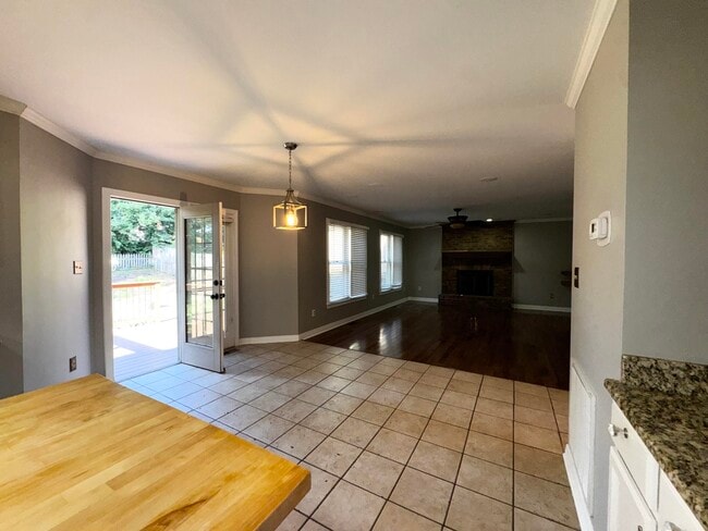 Building Photo - 2149 Palomar Trace Dr
