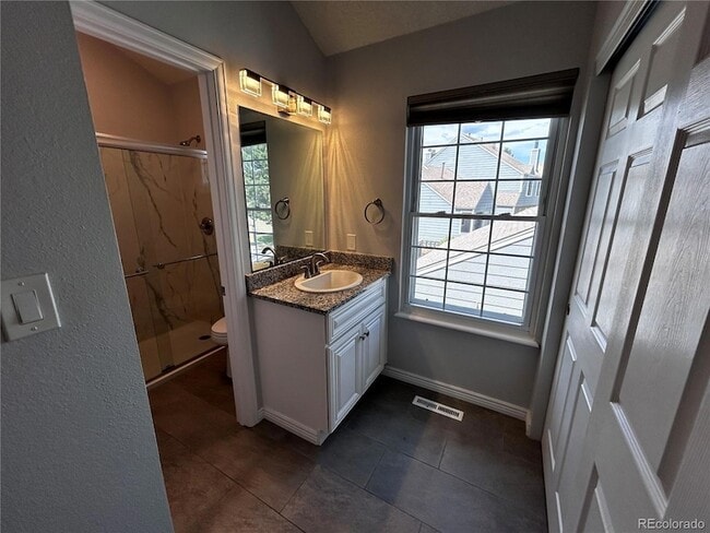 Building Photo - 7250 Devinney Ct