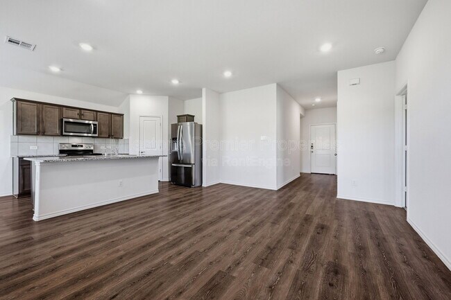 Building Photo - 3311 Brookstone Dr