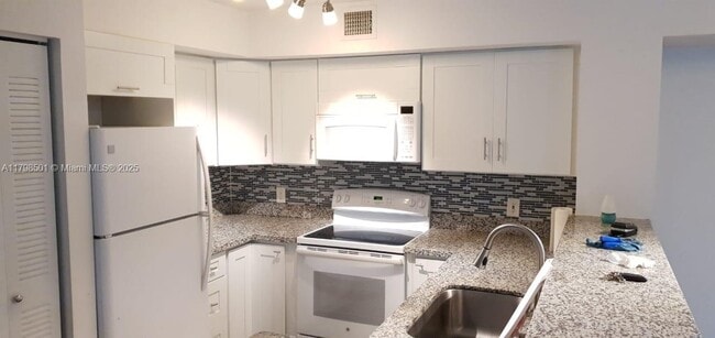 Primary Photo - 4560 NW 107th Ave