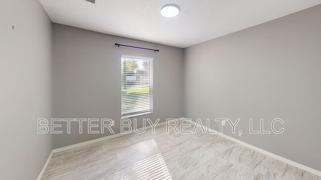 Building Photo - 138 Pine Grove Dr