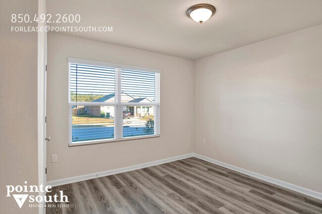 Building Photo - 32038 Lyon Rd