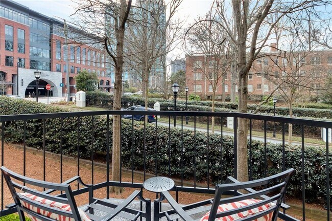 Building Photo - 2840 Peachtree Rd
