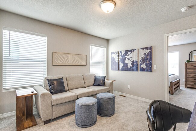 Building Photo - 8466 Blue Feather Lp