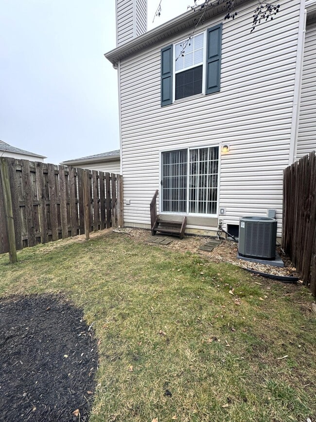 Building Photo - 1720 Messner Dr